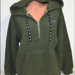 Vs Sherpa half zip TRADE ONLY
